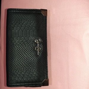 Jessica simpson Wallet new with out tag